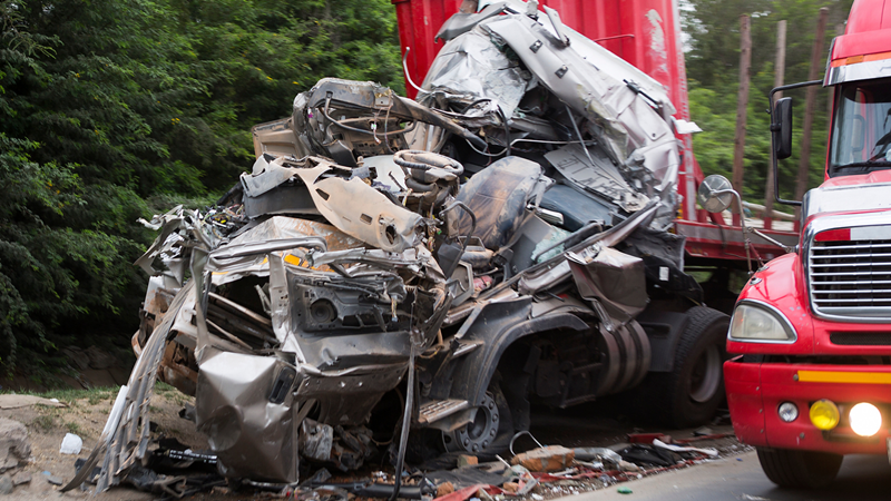 How to File a Wrongful Death Lawsuit After a Trucking Accident
